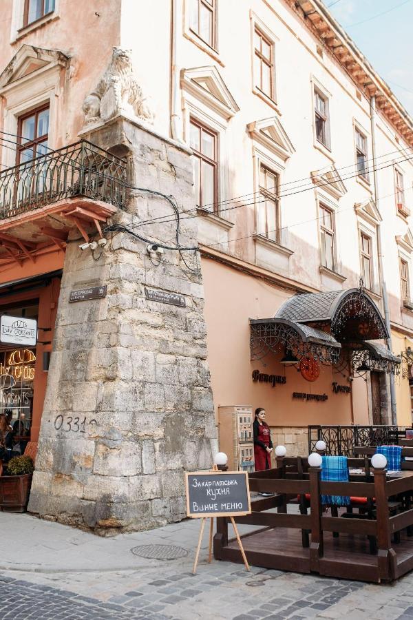 Cozy Loft В Самому Центрі Львова Daire Dış mekan fotoğraf
